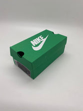 Load image into Gallery viewer, Mini Shoe Box Party Favor