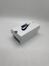 Load image into Gallery viewer, Mini Shoe Box Party Favor
