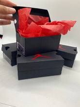 Load image into Gallery viewer, Mini Shoe Box Party Favor