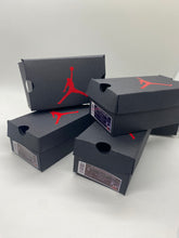 Load image into Gallery viewer, Mini Shoe Box Party Favor